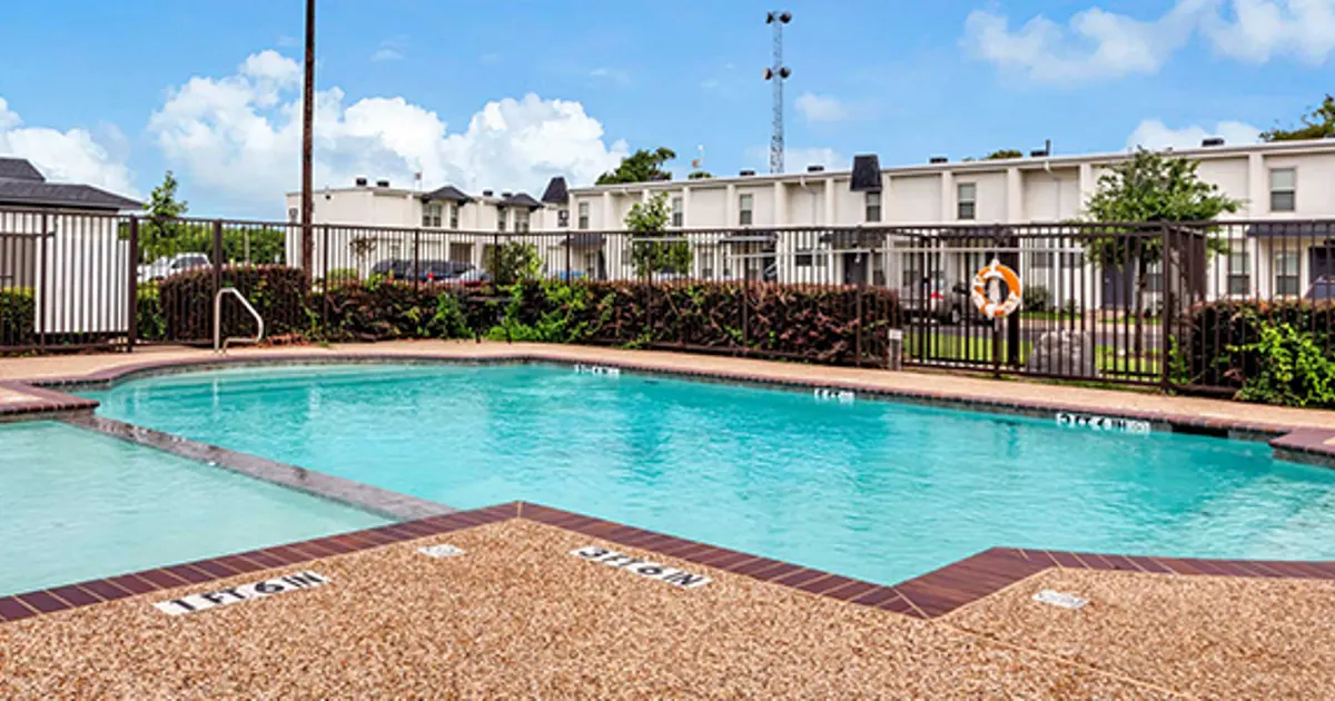 Affordable Apartments in Corsicana, TX Silver Lake Apartments